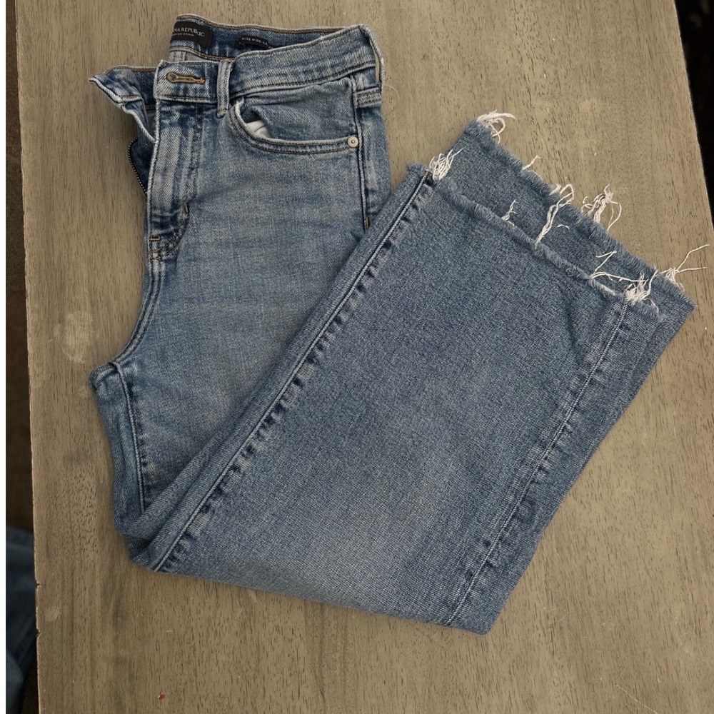 Banana Republic High Rise Wide Leg Crop Jeans Light Wash Raw Hem 27 Petite
